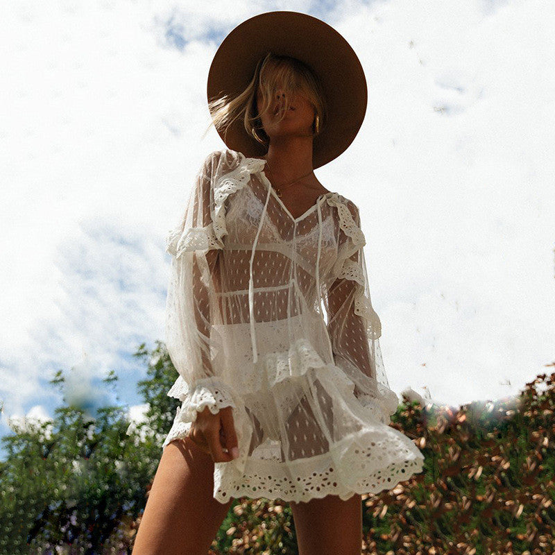 V-neck Lotus Leaf Lace Sleeve Hollow Cake Dress