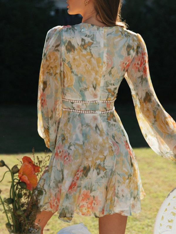 Fashion Print V-neck Puff Sleeves Lace Stitching Swing Dress