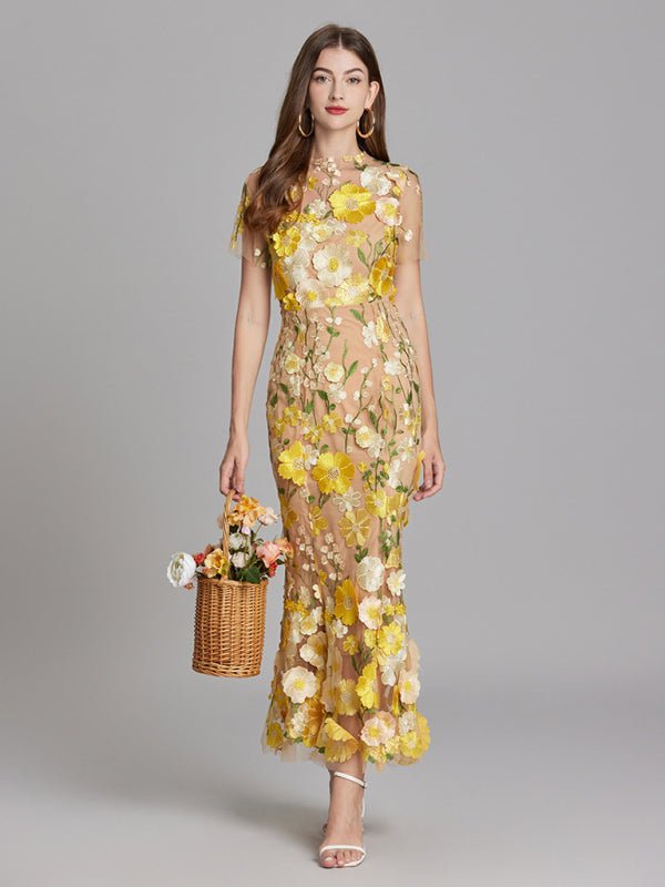 Ladies new three-dimensional flower mesh embroidery waist and hip dress