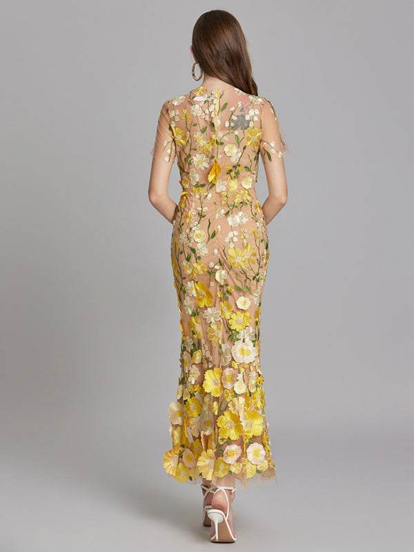 Ladies new three-dimensional flower mesh embroidery waist and hip dress